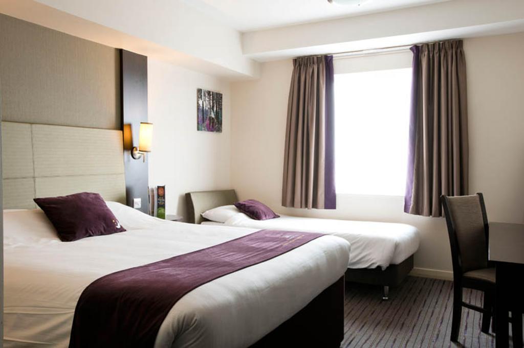 Premier Southwark Londra